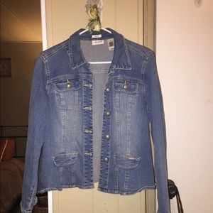 Supa dupa cute jean jacket!